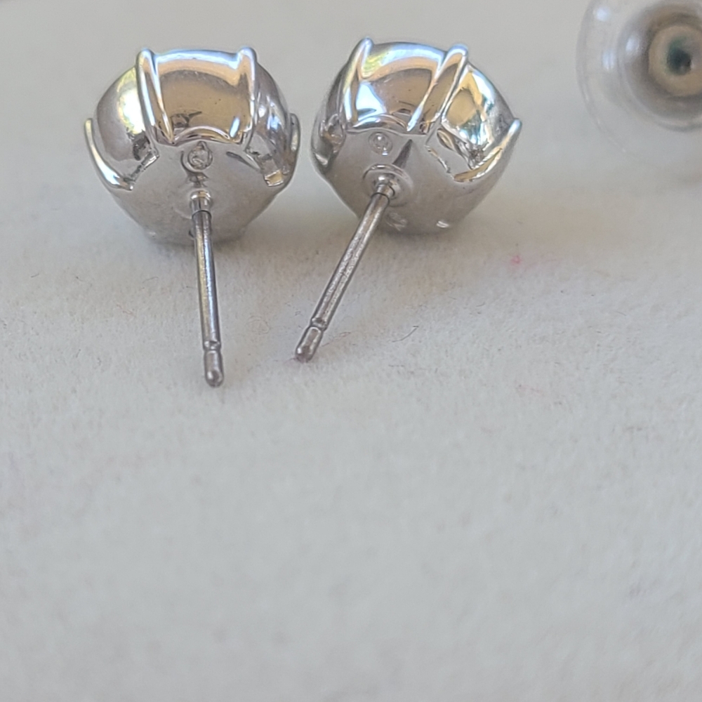 Swarovski Crystal Stud Earrings- Excellent Condition - Picture 6 of 7
